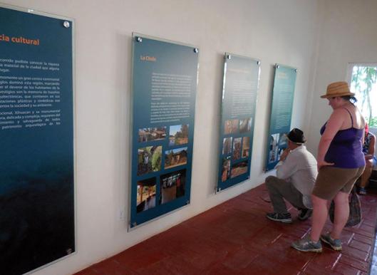Tour Zona Arqueológica Xihuacán en Ixtapa Zihuatanejo